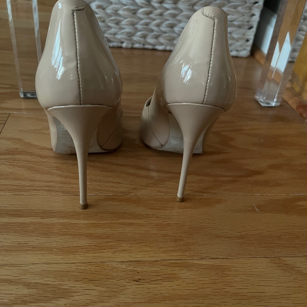 Saks Fifth Avenue Beige Stiletto Heels